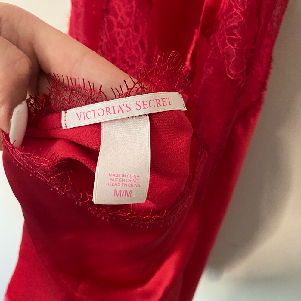 Victoria’s Secret Red Slip dress (open back detail) Size Medium - Picture 6 of 7